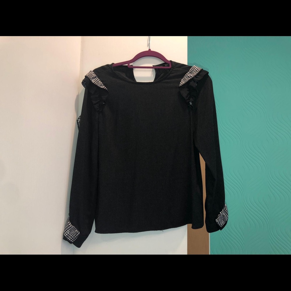 Zara black ruffled blouse
